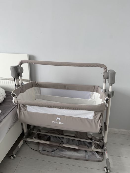 Продам электронную детскую люльку INING BABY в отличном состоянии