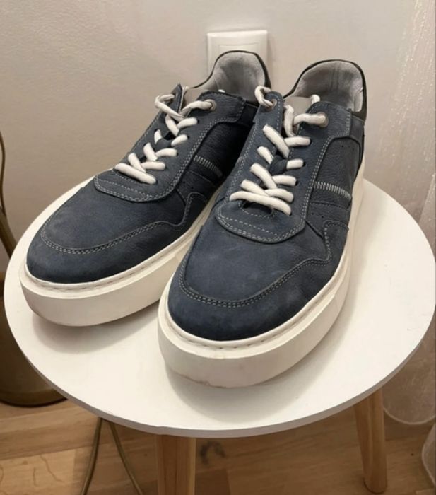 Sneakers Bravelii