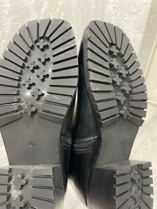 Зимние сапоги. Қыстық етік