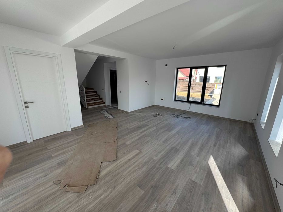 Case noi-individuale in complex nou-Pasarela Stefanesti