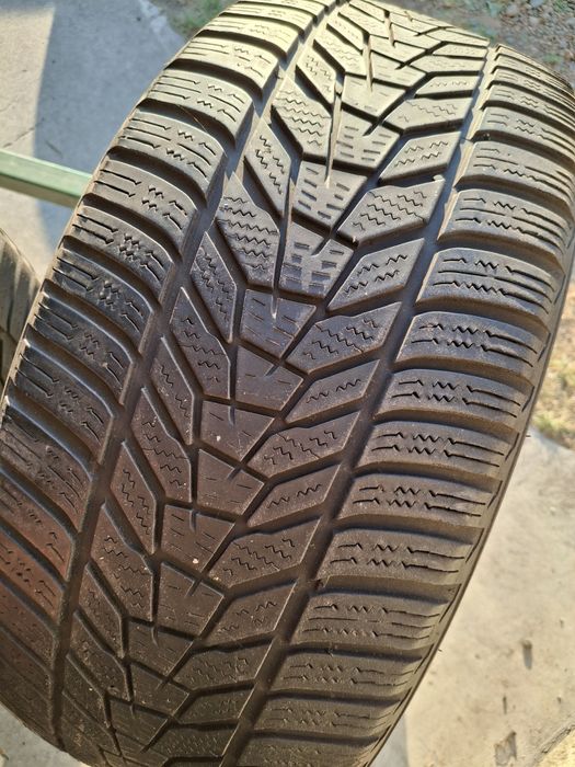 4 Anvelopele de iarnă 225 40 r18 Hankook