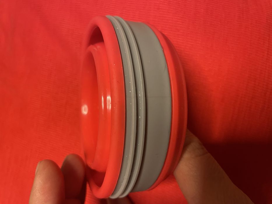 Резиновый стакан