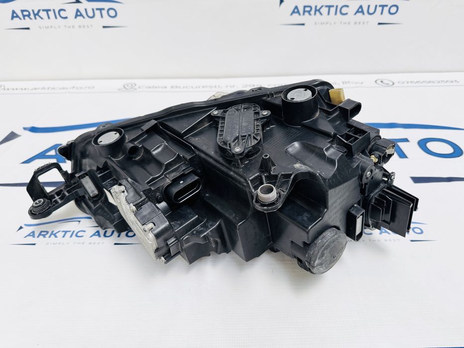 Far stanga Full Led Skoda Scala cod 657941015A