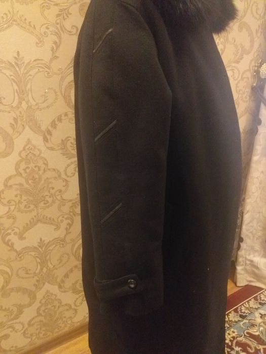 LAMA palto XL 52 razmer