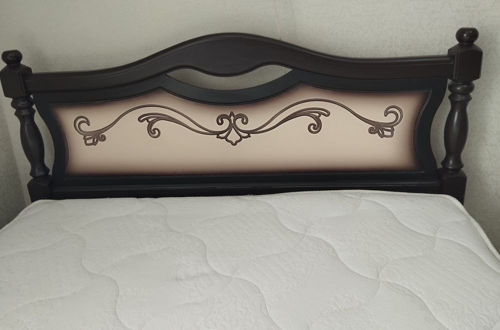 Дом и сад. Мебель. Кровать.