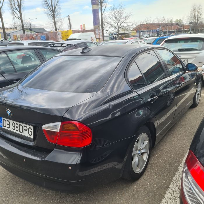 BMW e90  320D  M47