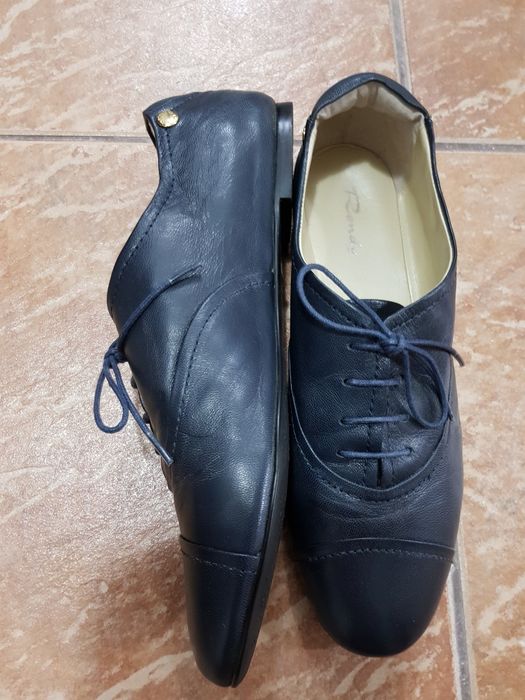 Încălțăminte damă nouă din piele. Preț 3 perechi 470RON