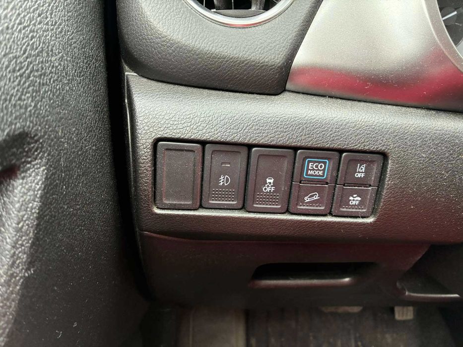 Продавам Сузуки Витара хибрид SUZUKI VITARA HIBRID
