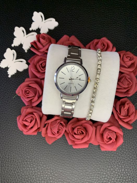 Часовник с гривна