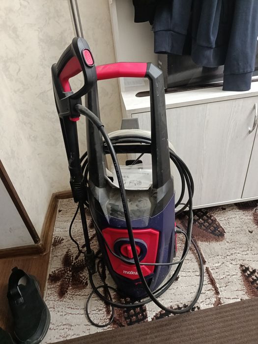 Karcher aparat sotiladi