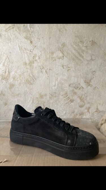 Дамски обувки номер 40