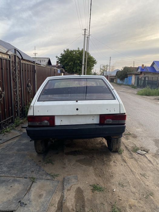 Продам машину ваз 2109