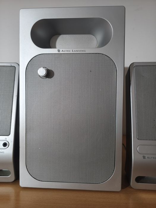 Мощен субуфер Altec Lansing