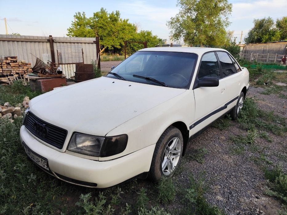 Продаю AUDI 100 c4