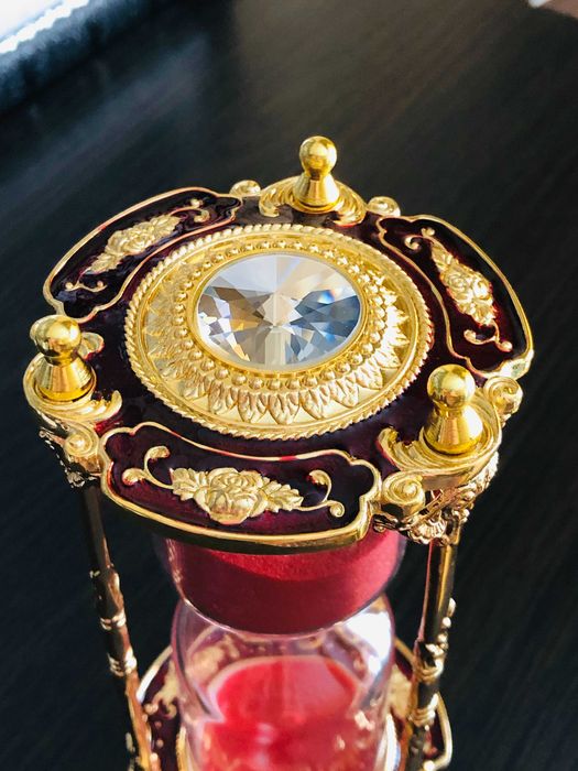 Часы песочные красные  15 мин