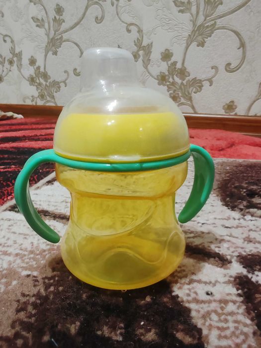 Детский поильник