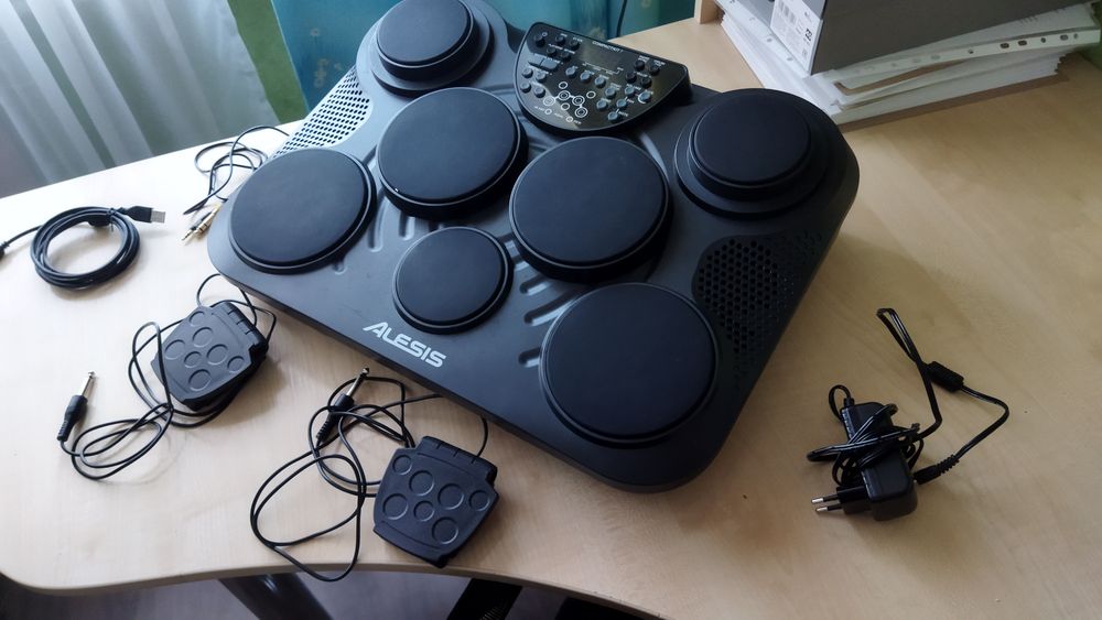 Alesis compact kit 7