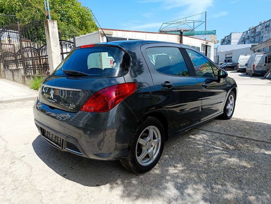 Peugeot 308 1.6e-HDI 2013 г. 110к.с