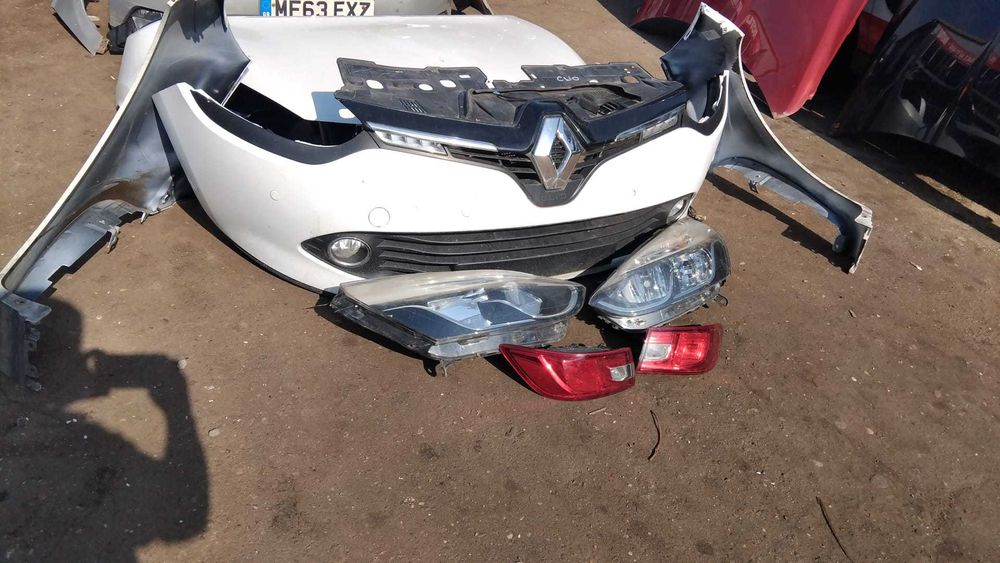Bara fata Renault Clio 4 an 2015