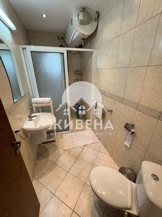 Продава обзаведена къща в с.Царичино, обл. Добрич