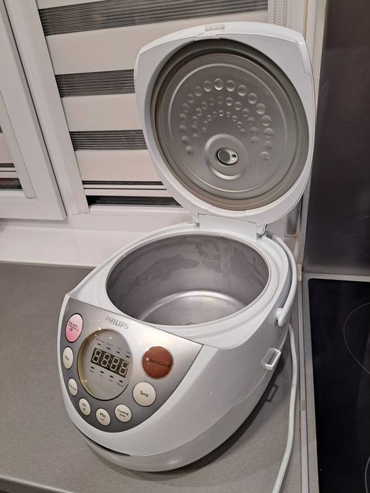 Мултикукър PHILIPS HD3139, 980W, 4л, 7 програми