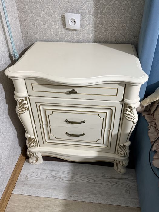 Спальный гарнитур Кассандра