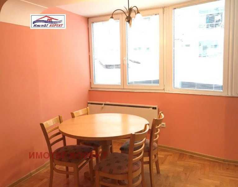 Продава се Четиристаен апартамент в София, Стрелбище - 146 кв.м за 2740 €/кв.м - Снимка #9