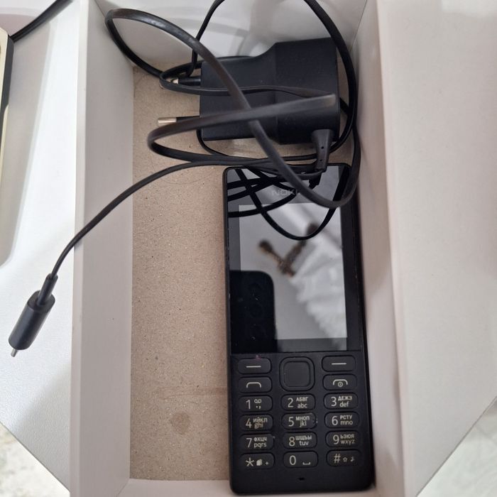 Продам простые телефоны
