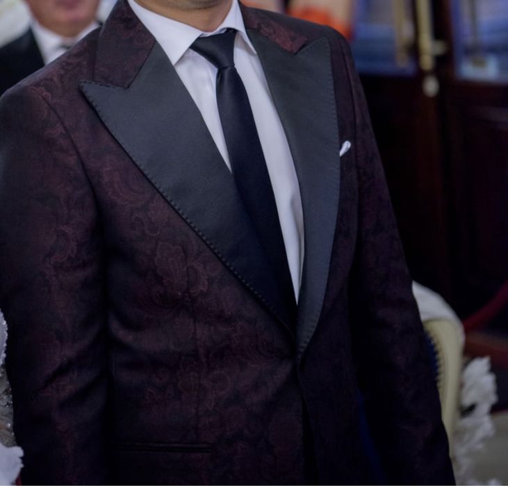 Costum elegant ( Alberto Dobre )