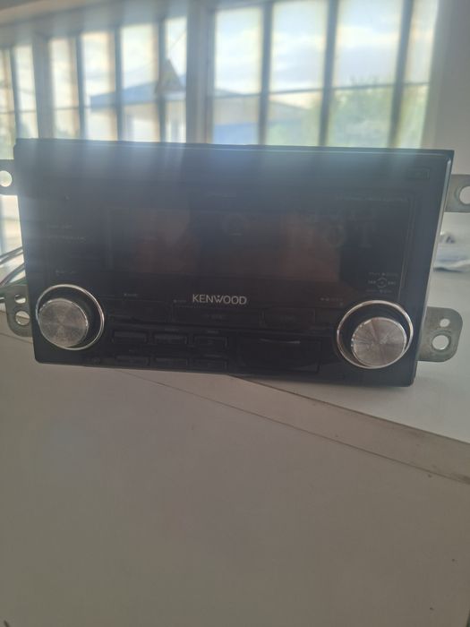 Магнитола KENWOOD