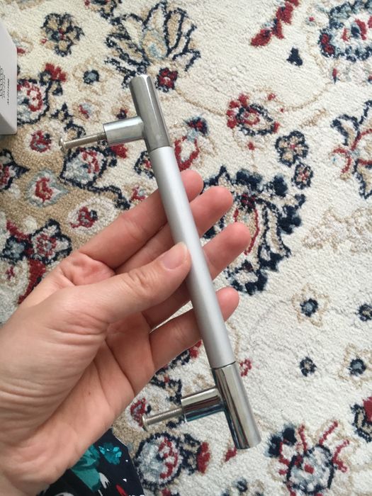 Продам ручки для двери