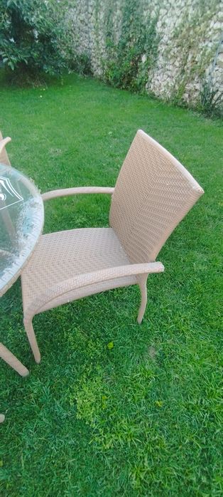 Masa 1,05 rotunda și 4 scaune ratan