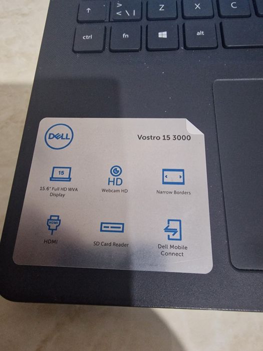 Dell Vosta  Core i5-1135g7 2.40 GHz Operativka 16 gb ddr4 hotira 256