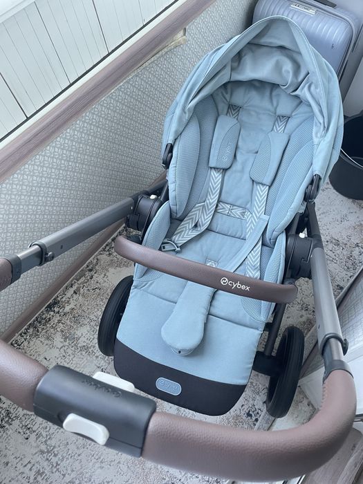 Продам прогулочную коляску Cybex balios s Lux