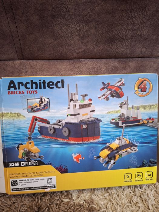 Лего 4 в 1, все детали есть