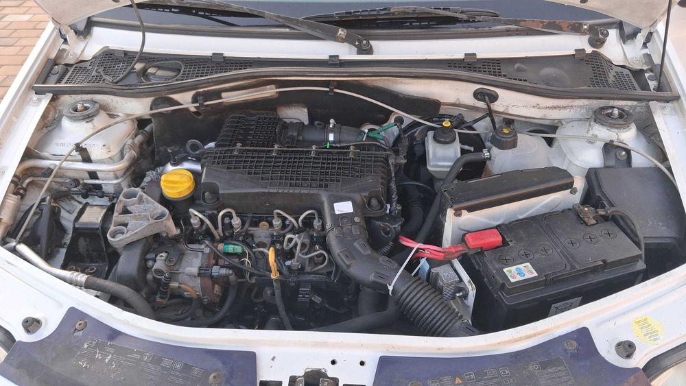 Vand Dacia Logan 1,5 dci an fabricatie 2006 citeste anuntul