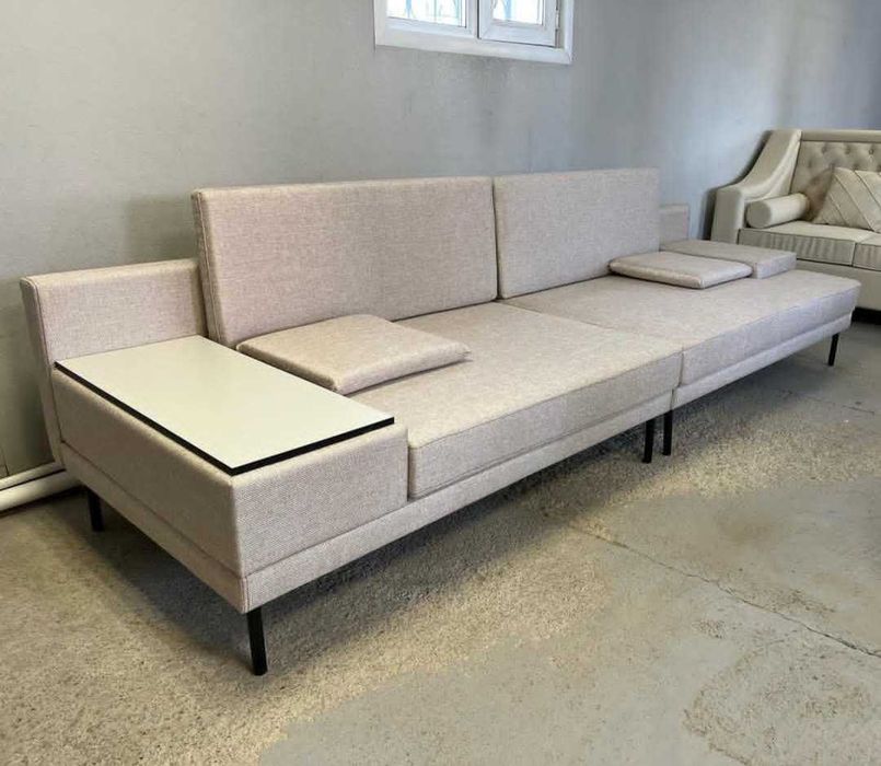 Диван не раскладной "Италия" Новый