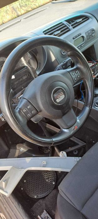 Volan Seat Leon FR 1p / volan din piele cu comenzi , complet cu airbag ! generatia 2005 - 2009