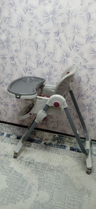 Стул для кормления.