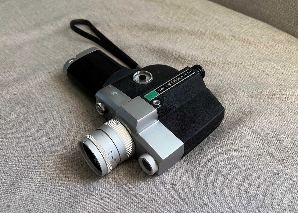 Cameră video vintage Fujica Single-8 P300 funcțională Japonia