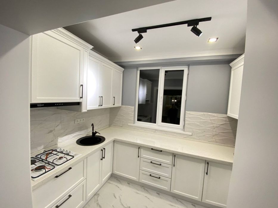 4/5/9 Капитал банк,Госпитальный рынок