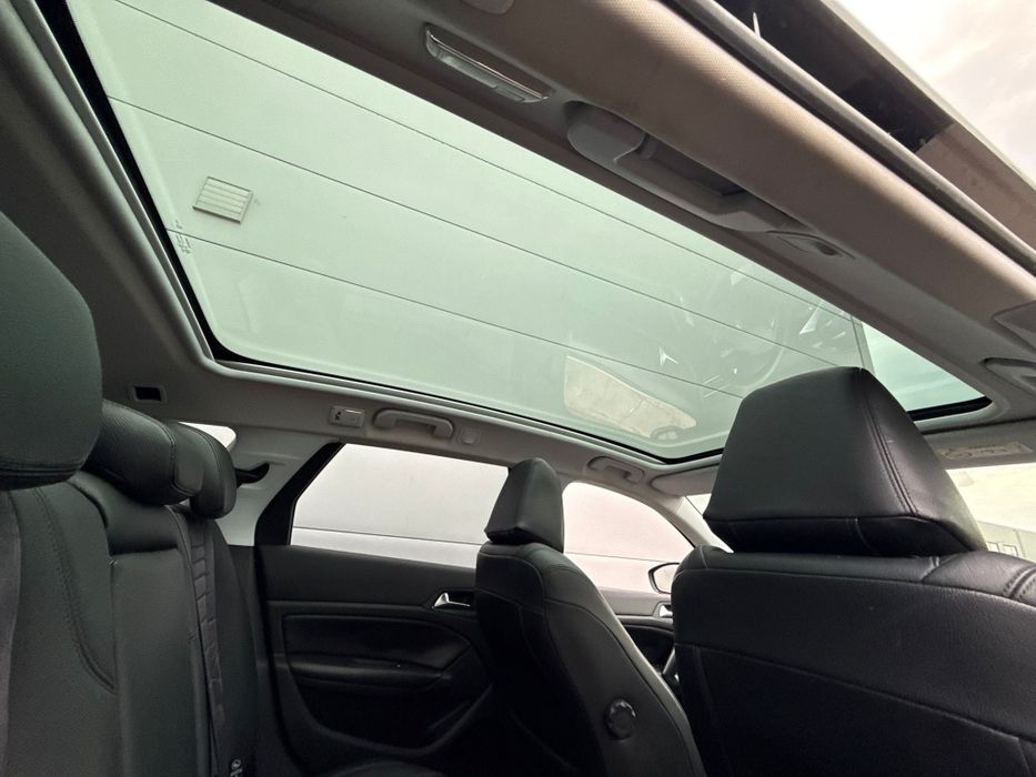 PEUGEOT 308 2015 — imagine 5