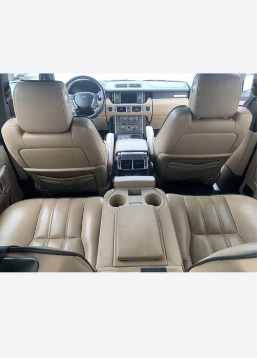 Range rover vogue an 2012 pentru dezmembrari