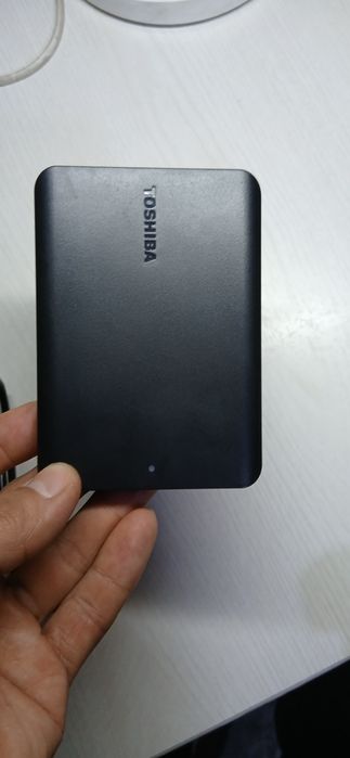 Hard. Qattiq disk. 1 terabayt