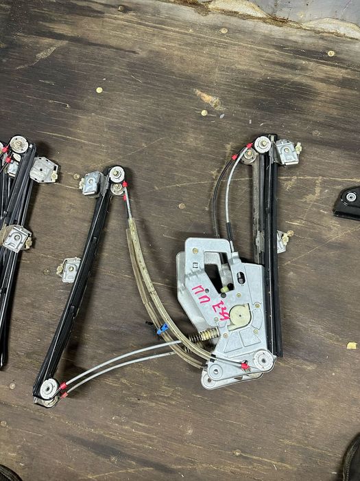 Стеклоподъёмник bmw e39