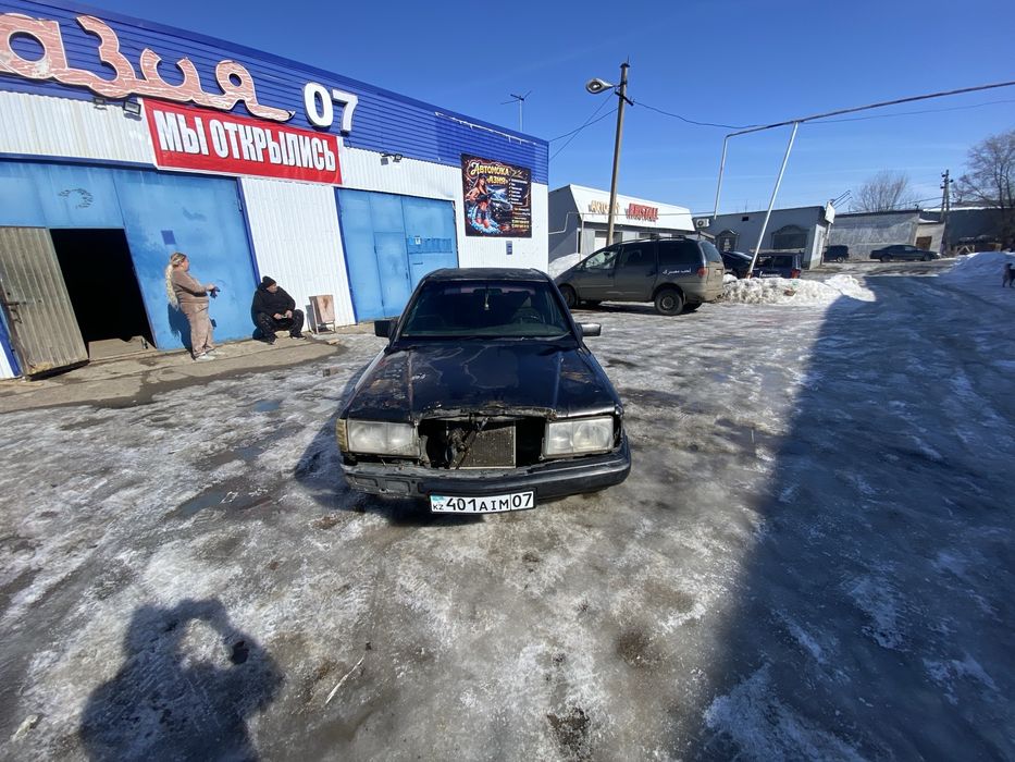 Продам мерседес 190