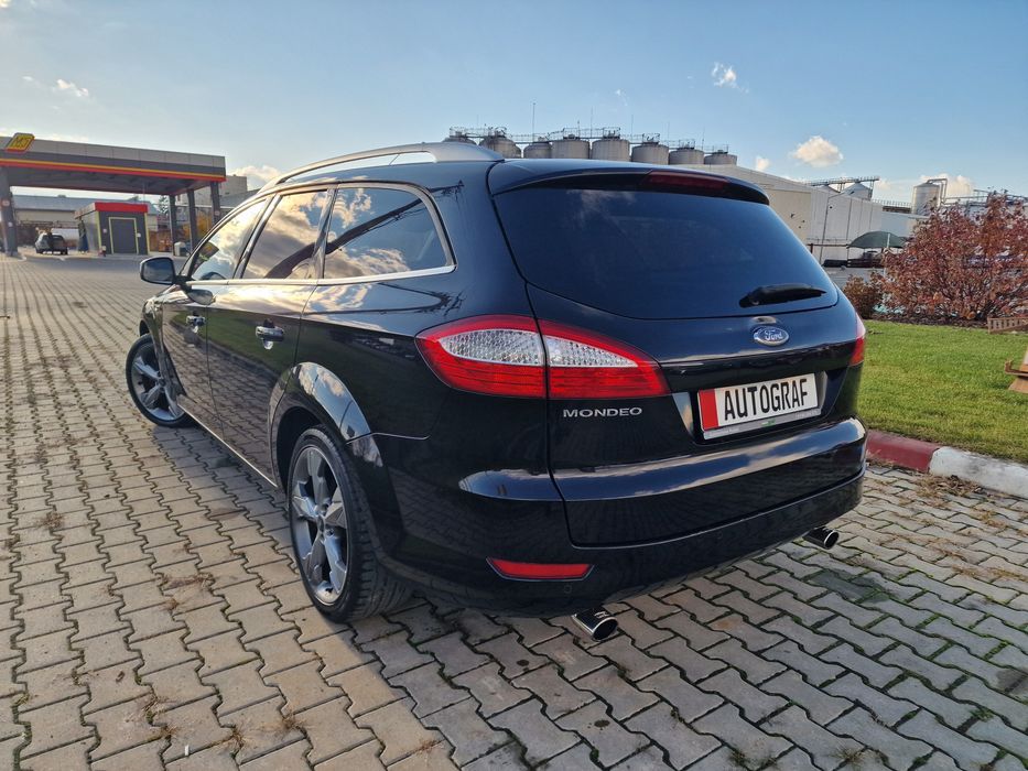 Ford Mondeo 2.0EcoBOOST 203CP-Titanium-Automatic-Xenon-Piele-Navigatie