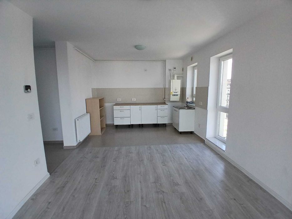 Proprietar, inchiriez apartament studio nemobilat, Coresi Kasper Brașov, pretabil birou, contract ANAF