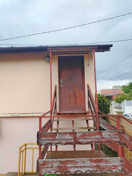 Дава се под наем Етаж от къща в София, Център - 50 кв.м за 73 € - Снимка #10