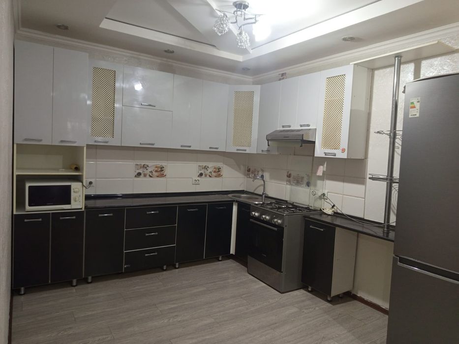 Срочно продам куханный гарнитур